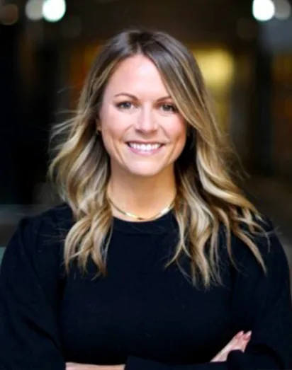 Photo of Rebecca Glatt